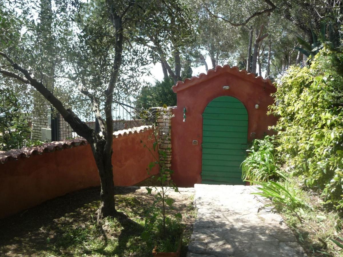 Belvilla By Oyo Villa Shakti Lerici Exterior foto