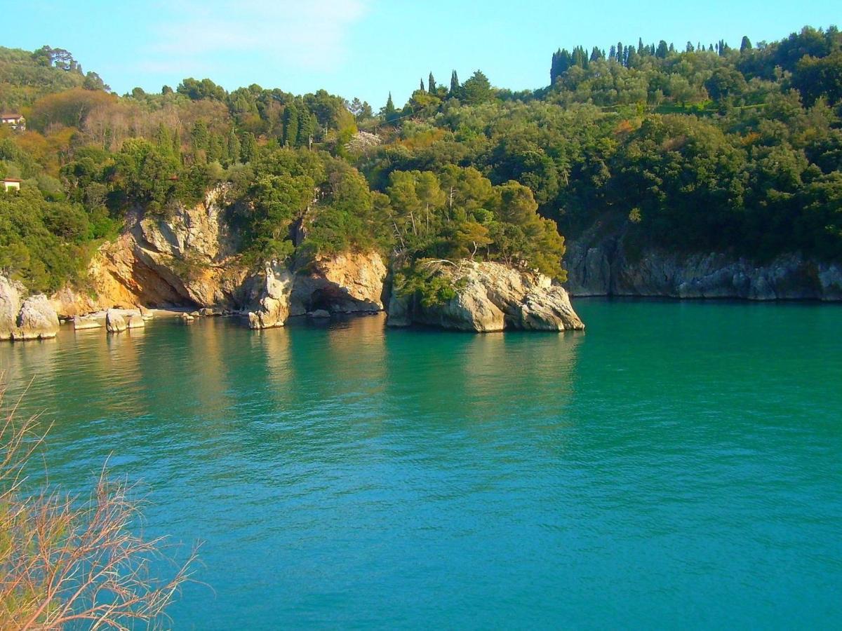 Belvilla By Oyo Villa Shakti Lerici Exterior foto